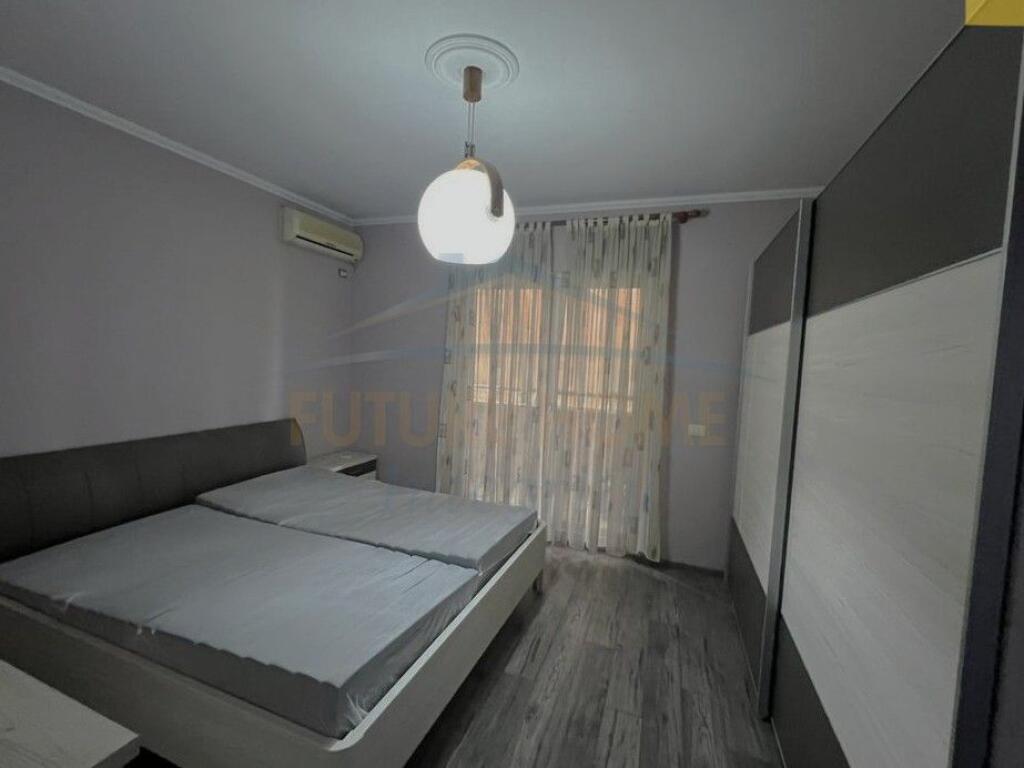 Affitto, Appartamento 2+1, Via Elbasanit, Tirana.