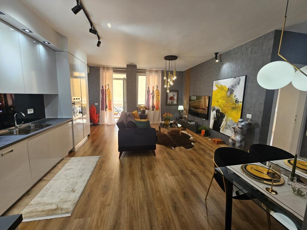 Luxurious apartment for rent