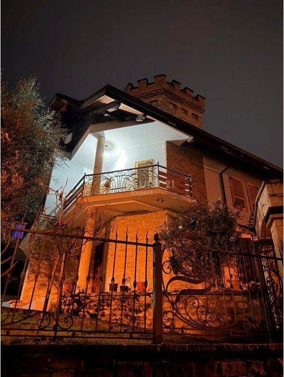 Villa for rent in the Botanical Garden area