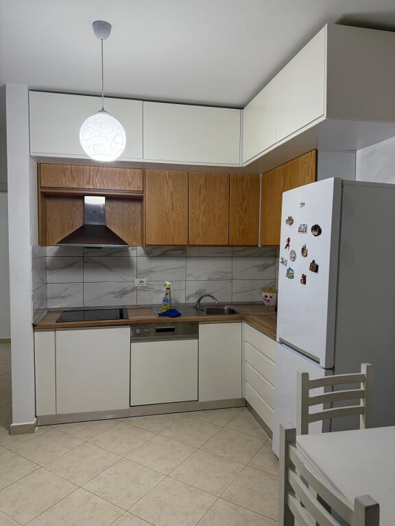 Appartamento 2+1, 5 Maggio Vila L