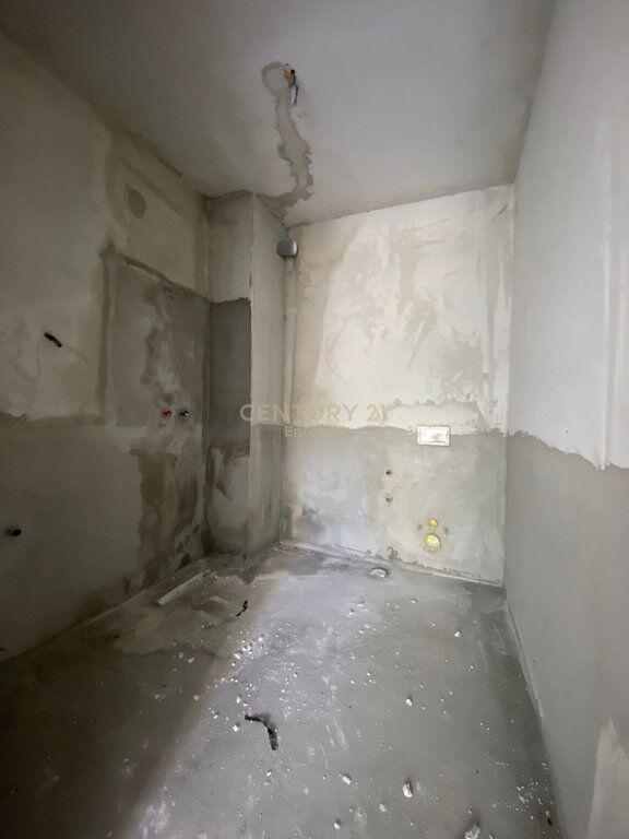 Apartament 2+1 për Shitje – Liqeni i Thatë