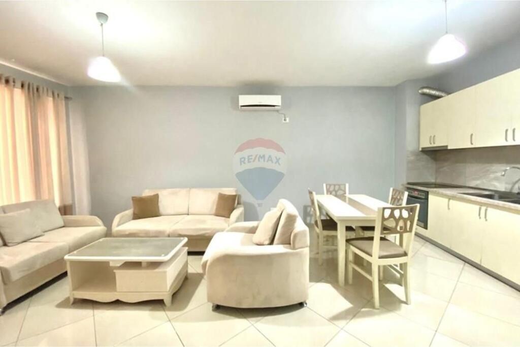 Appartamento 2+1 a Kinostudio