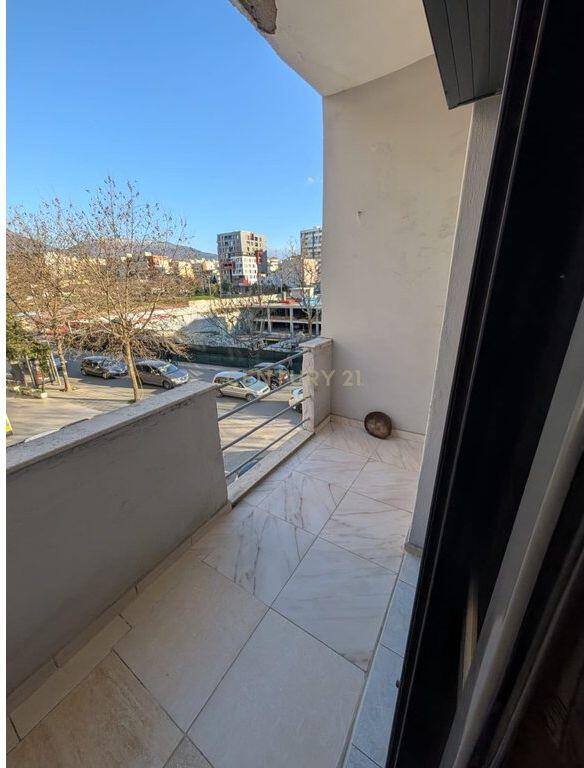 APPARTAMENTO 2+1 IN AFFITTO ALL'INCROCIO DI ALI DEMI! 700 € /Mese