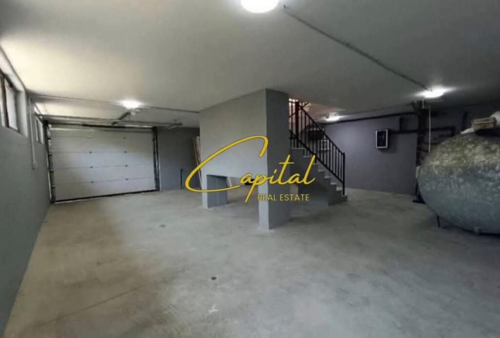 VILLA FOR RENT 360 M2 ELBASAN ROAD 250,000 LEKE