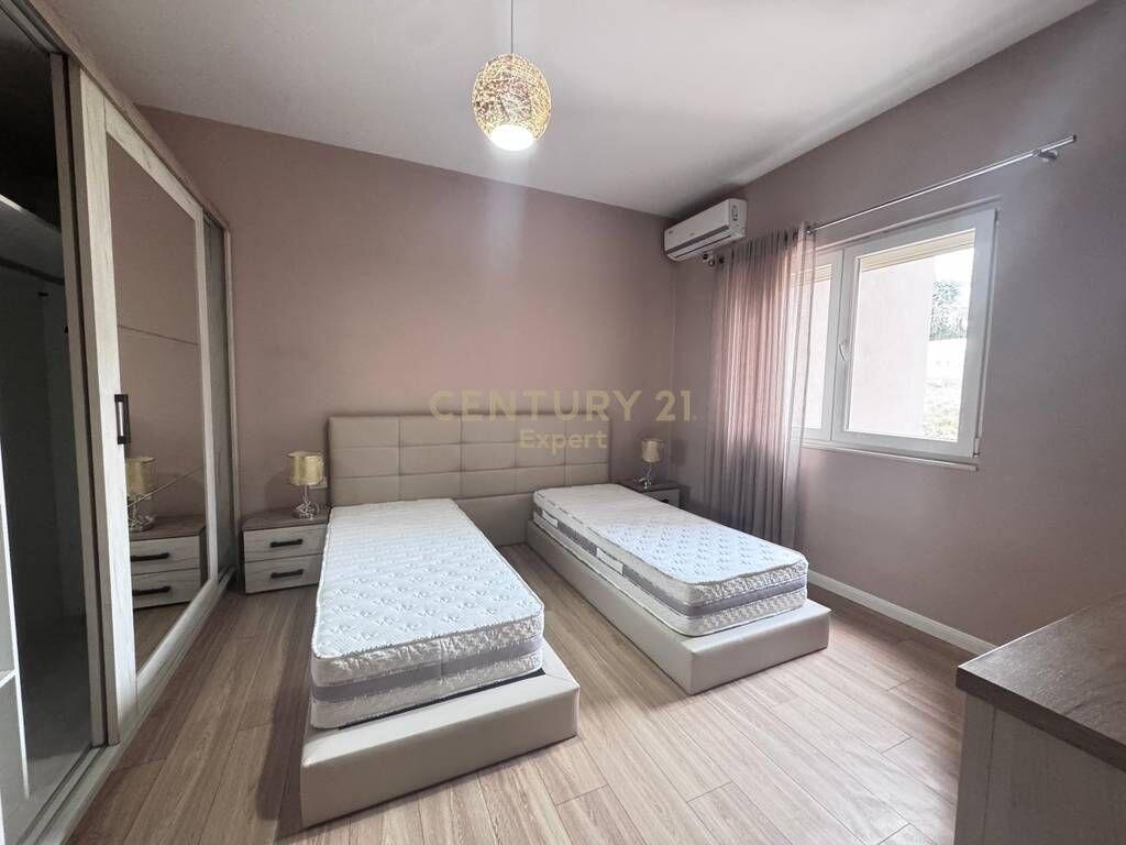 JAPIM ME QIRA APARTAMENT TEK LIQENI I THATE!