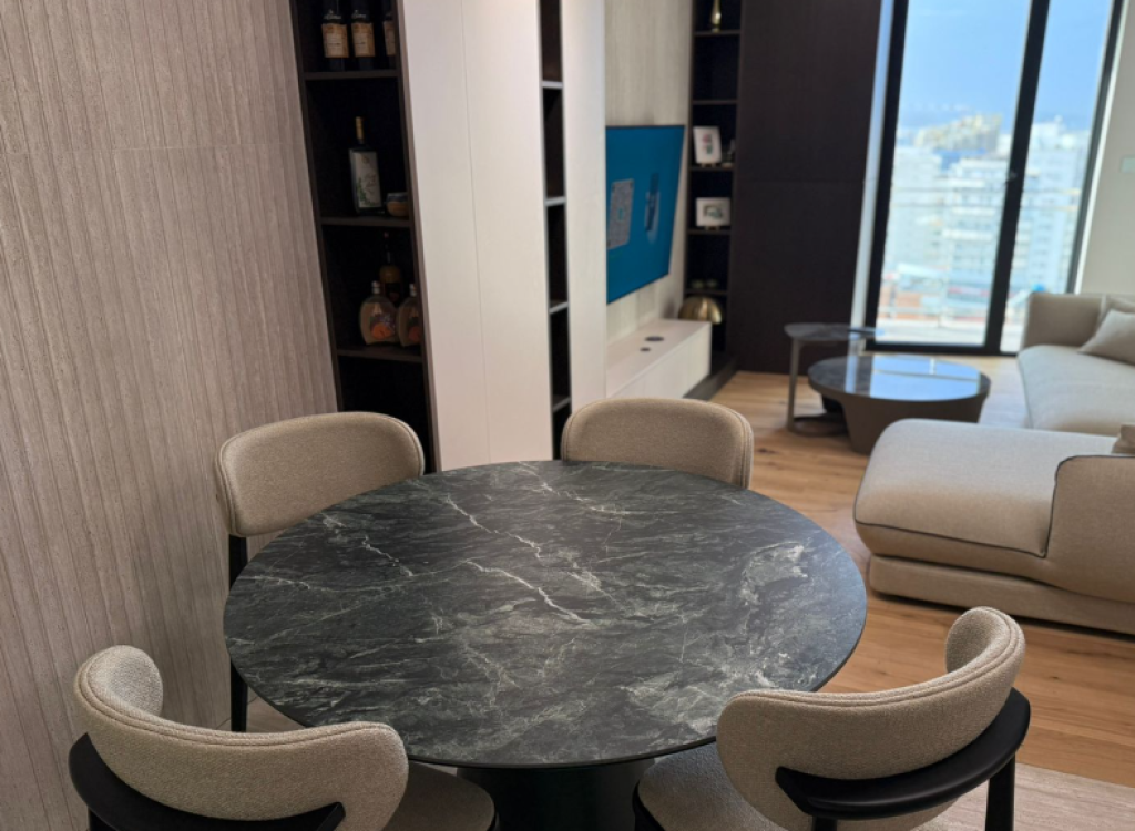 ▫️ APARTAMENT LUKSOZ 1+1 ME QIRA – GOLDEN TOWER