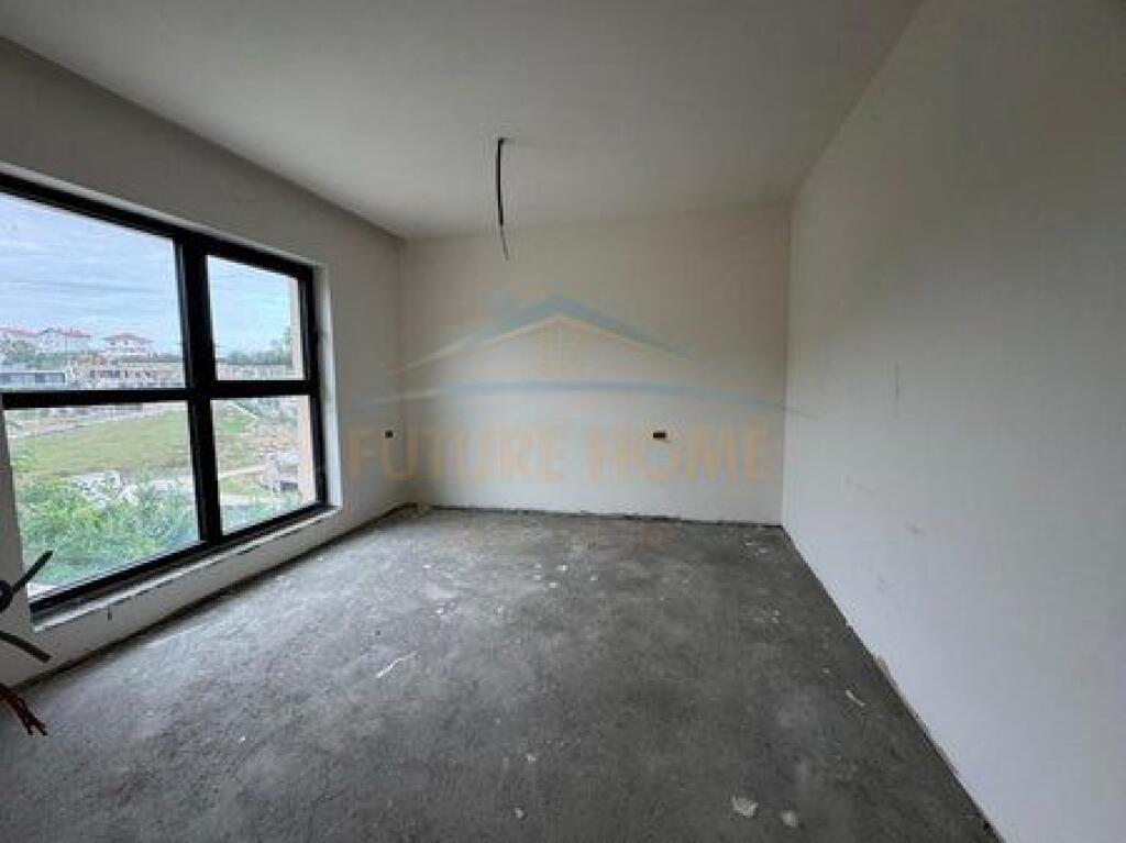 For sale, 3-Storey Villa + 1 Basement Floor, Primavera Residence, Mjull Bathore