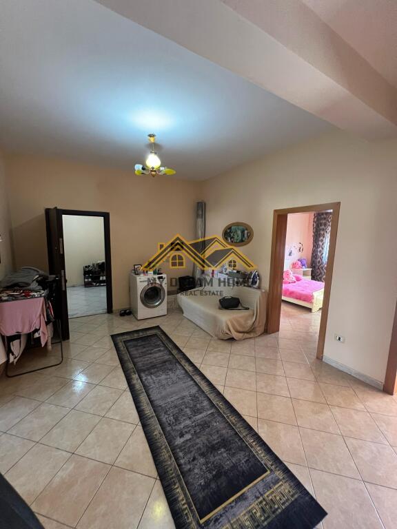 APARTMENT 2+1 FOR SALE NEAR THE POLICE DIRECTORATE!!
