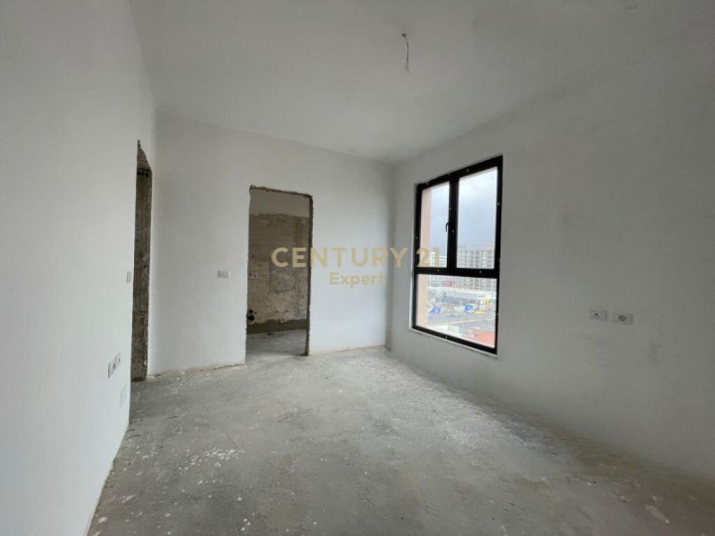 We sell 3+1+2 apartment on 29 November Street near CASA ITALIA! €166,320 Total area 119m2