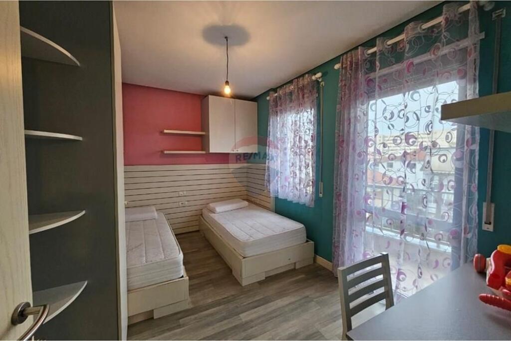 Appartamento 2+1 in affitto in Via Kavaja!