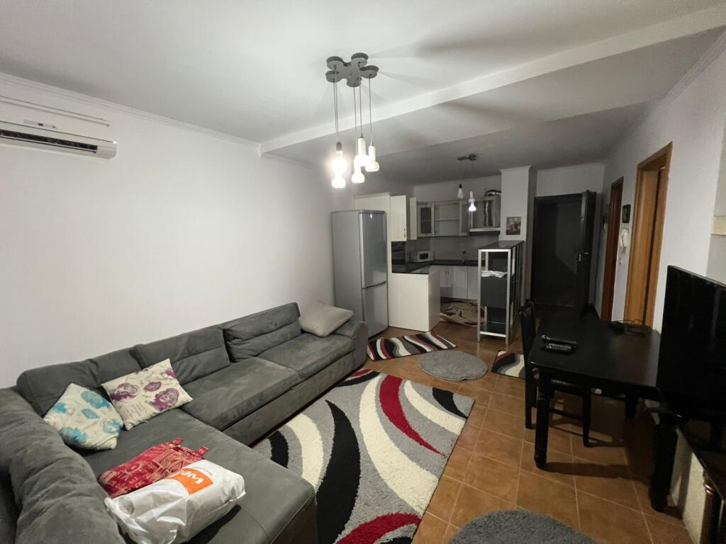 Apartament Me Qera 1+1 Ne Yzberisht (ID B2101447) Tirane