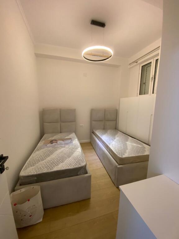 2+1, furnished, Peti street near the Greek complex, 700 euros