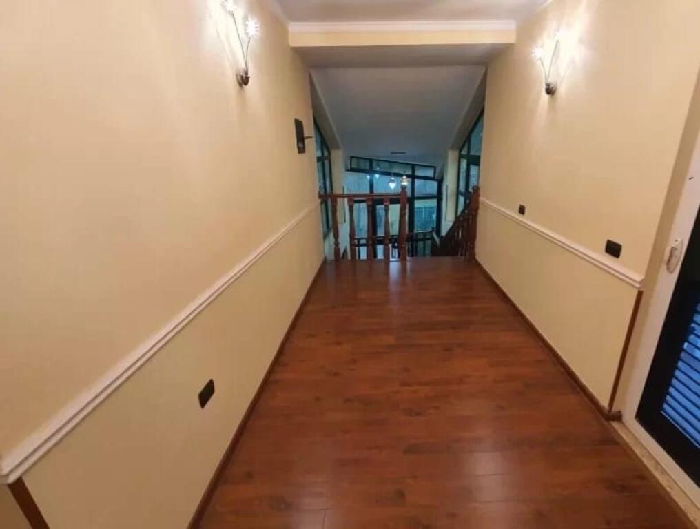 3-storey villa for rent in Selite