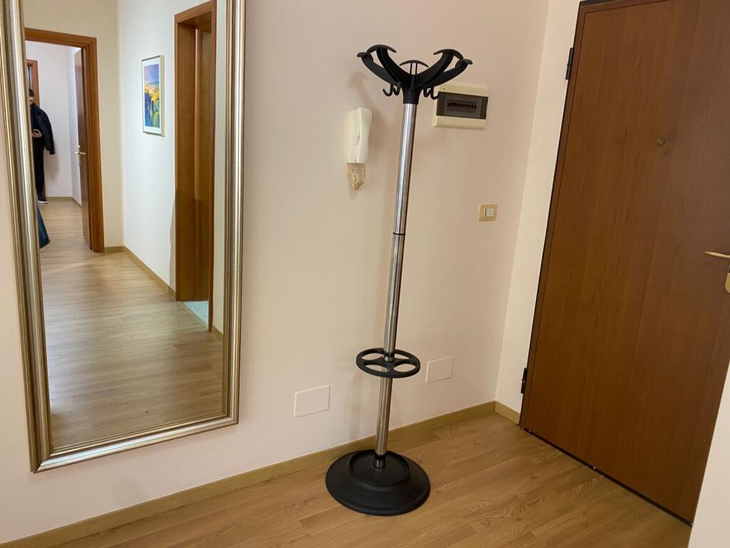 2+1,furnished,with parking space,near the zoo,720 euros
