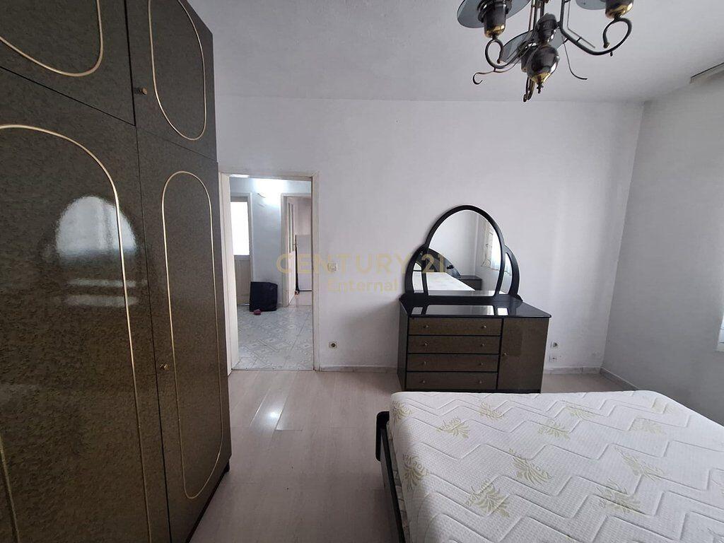 Ali Demi - Shitet 2+1 Prane fushes se Ali Demit 63m2