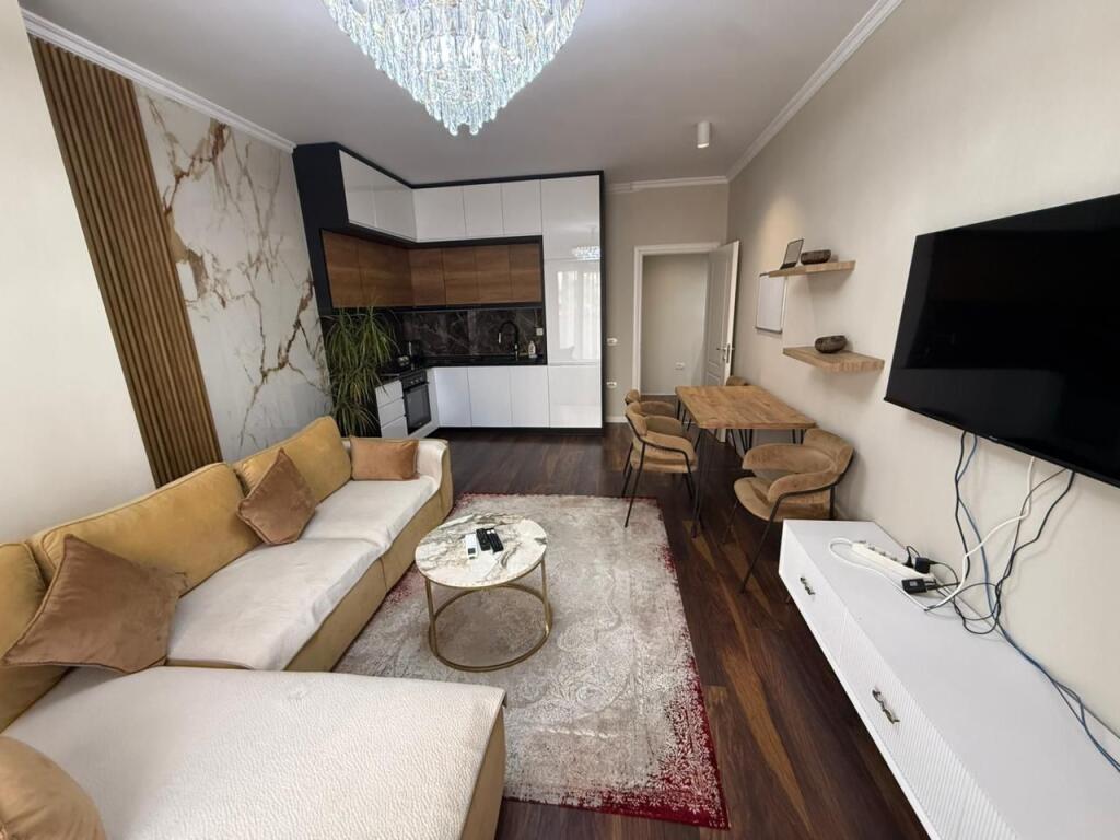 APARTAMENT FOR RENT ,NEAR TO PLAZH , VIVAS HOTEL