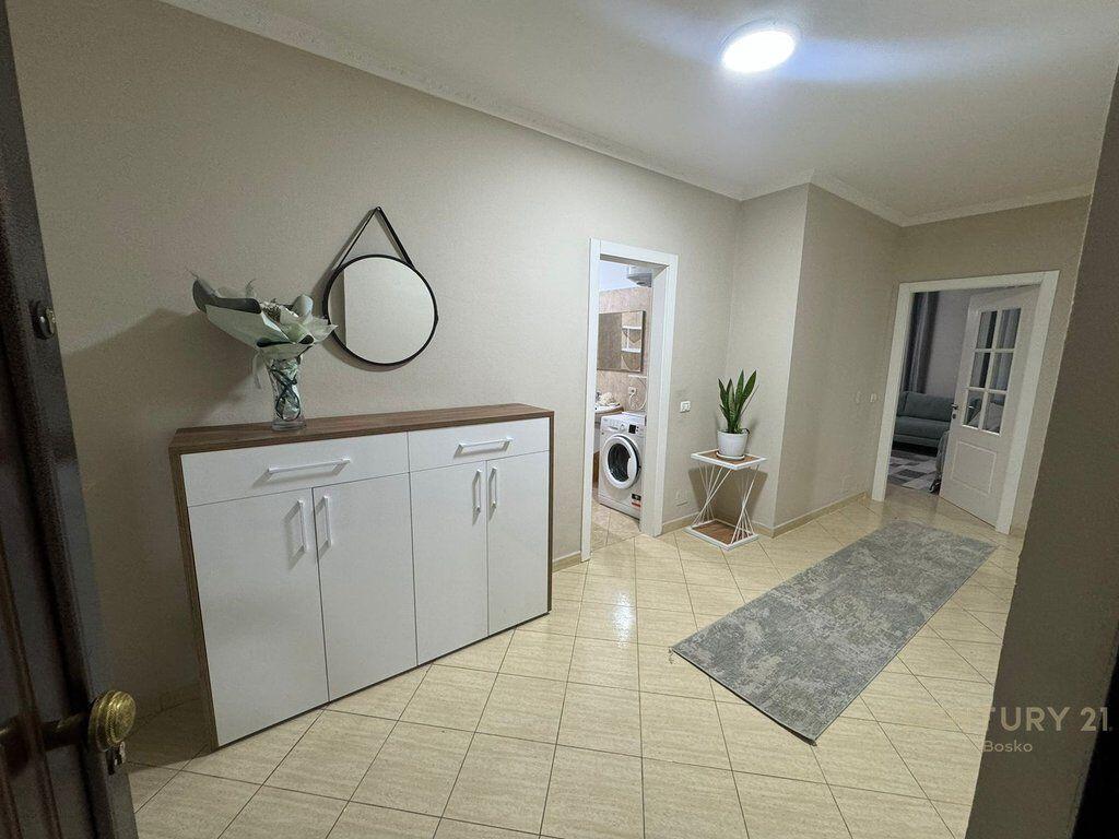 Apartment 2+1 For Rent In Front Of Fresku Restaurant, Tirana - 700€
