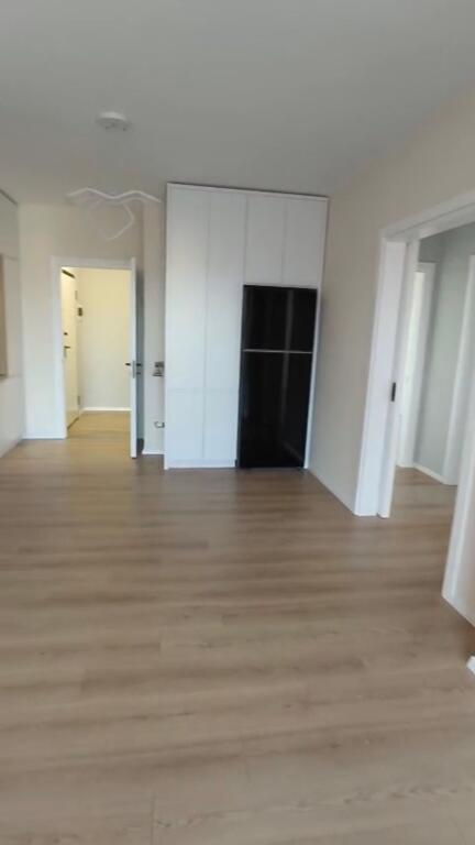 Jepet me qira – Apartament 2+1+2 📍 Ish Fusha e Aviacionit, Tiranë