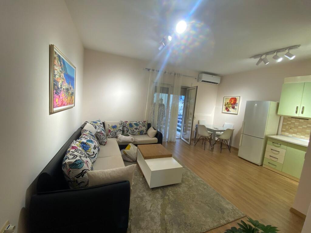 2+1,furnished,with parking space,near the zoo,720 euros