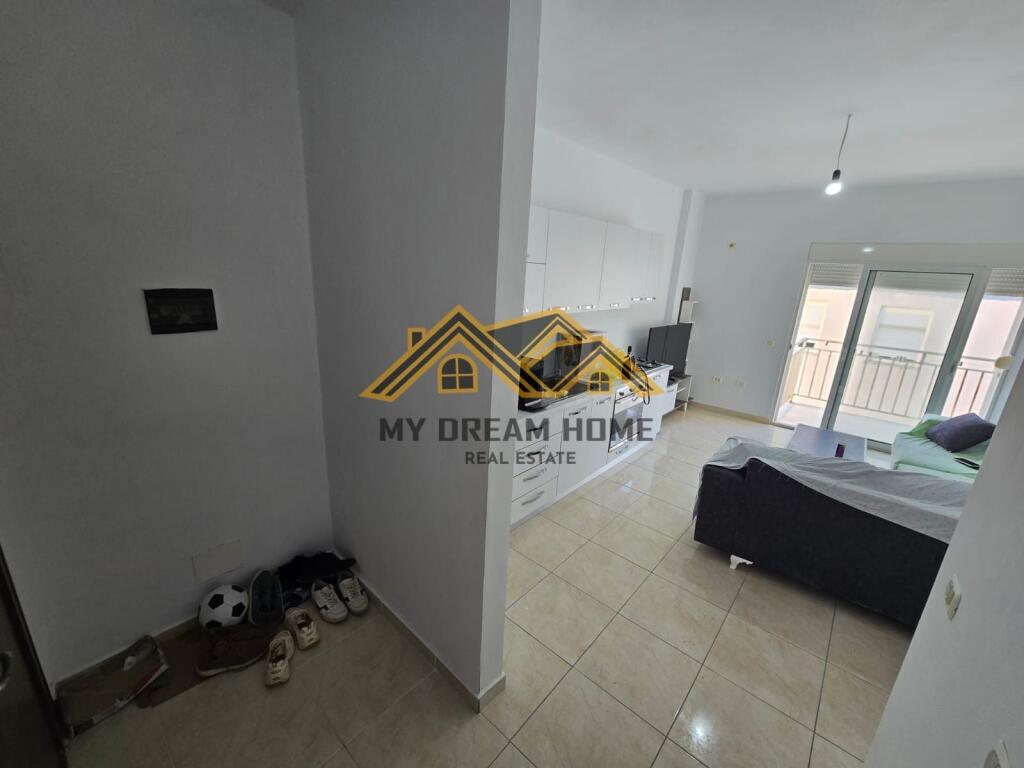 Apartment 2+1 for Sale at Shkëmbi I Kavajës, Durrës