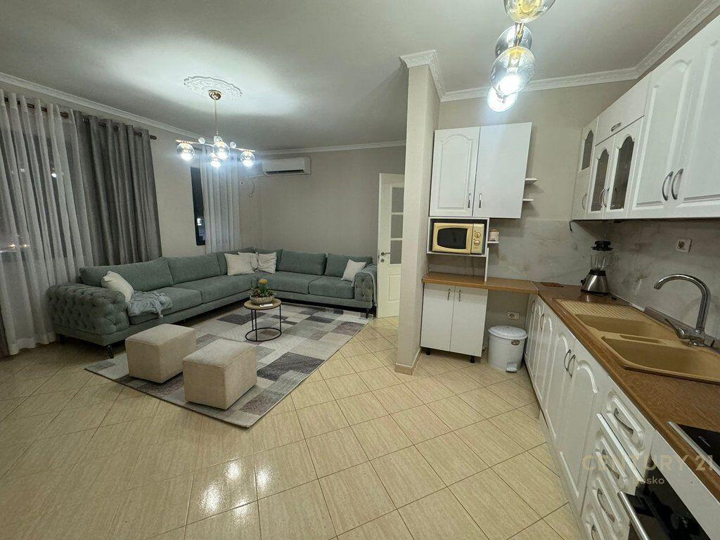 Apartment 2+1 For Rent In Front Of Fresku Restaurant, Tirana - 700€