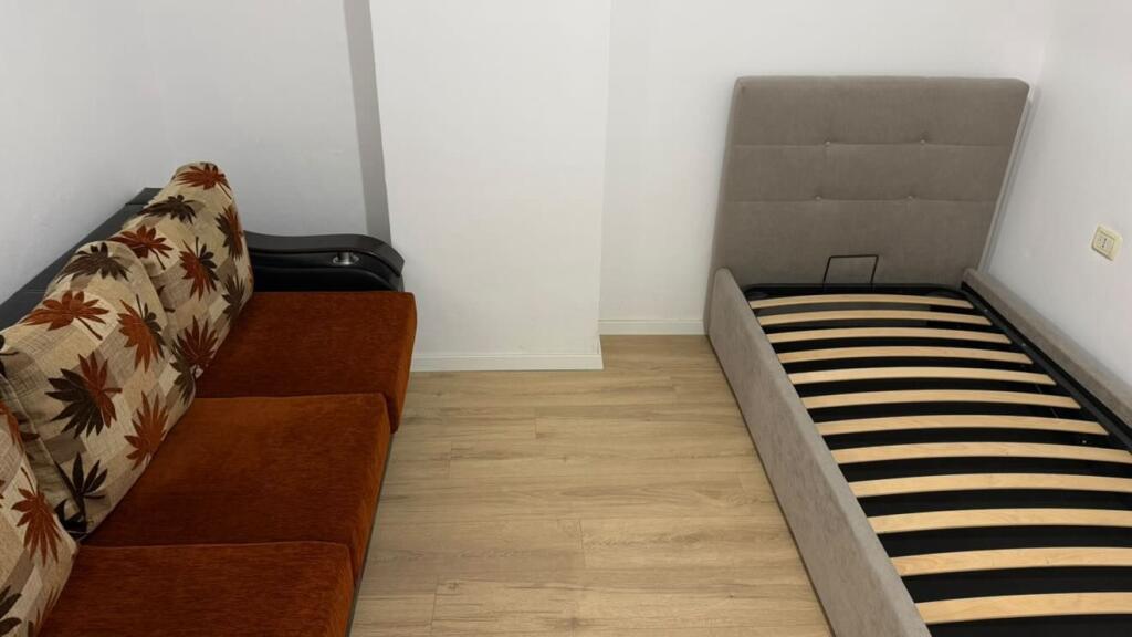 APARTAMENT ME QERA 2+1 5 MAJ 550 EURO