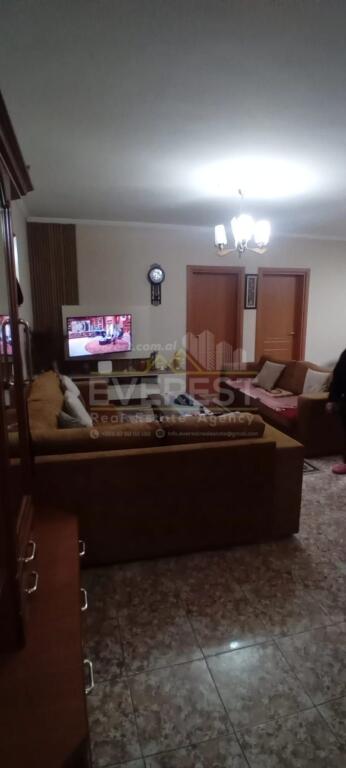 Appartamento 2+1 con ipoteca in vendita a Don Bosko. Prezzo 155.000 Euro