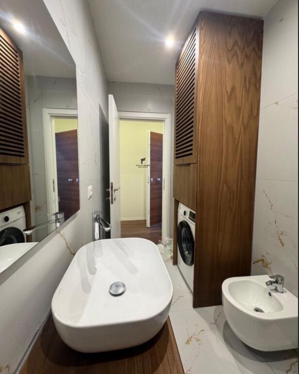 APARTMENT FOR RENT 2+1 XHAMLLIK 85,000 LEKE
