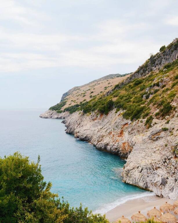 Casa Antica in Vendita a Vuno, Himarë con prezzo di 300.000 euro !
