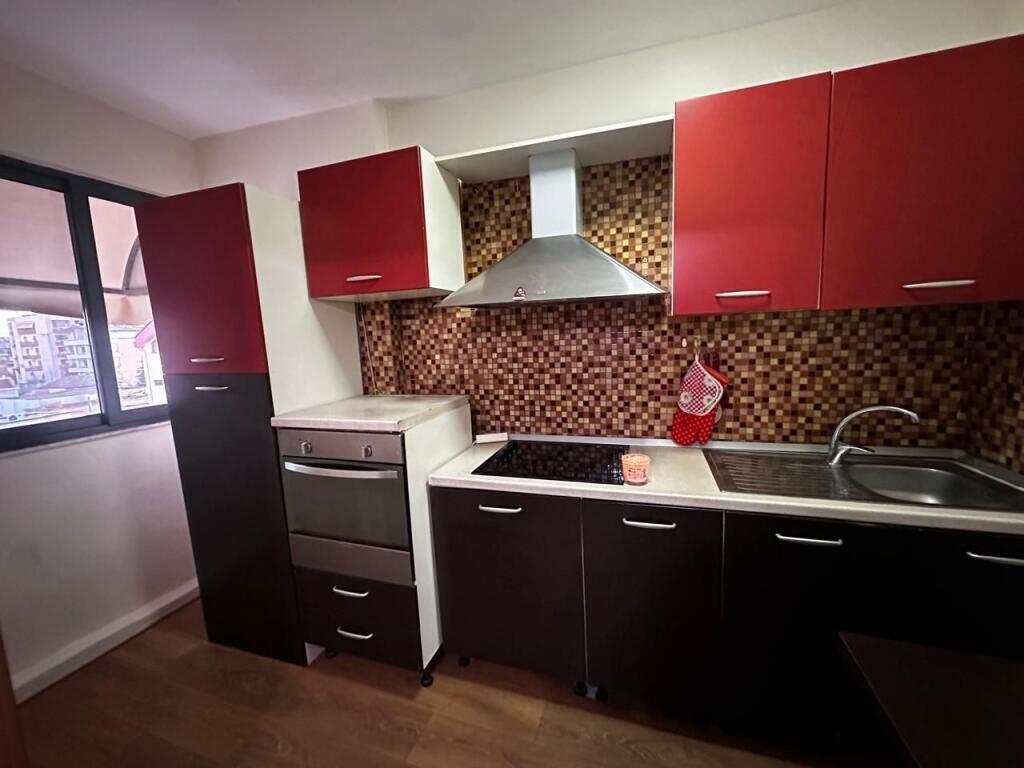 Apartment 2+1 for sale, at Xhamlliku,  
