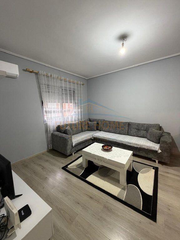 Affitto, Appartamento 2+1, "Mesaplik", Nuovo Anello, Tirana