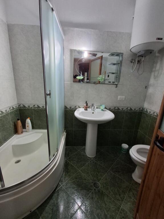 Apartament me Qera, 1+1, 350 €, Durres, tek Ujesjellesi