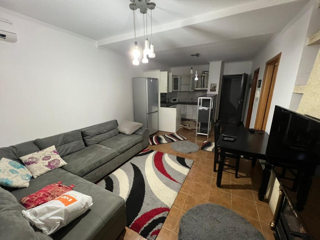 Apartament Me Qera 1+1 Ne Yzberisht (ID B2101447) Tirane