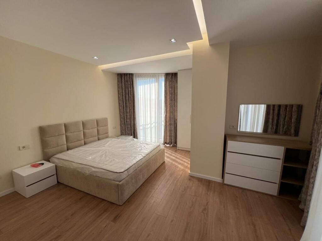Apartament 2+1 per qira tek Golden Tower Residence tek Rruga Mine Peza.