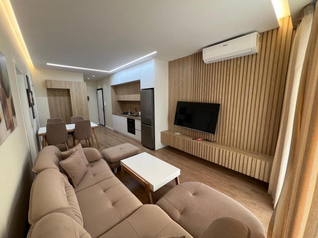 Apartament 2+1 per qira tek Golden Tower Residence tek Rruga Mine Peza.