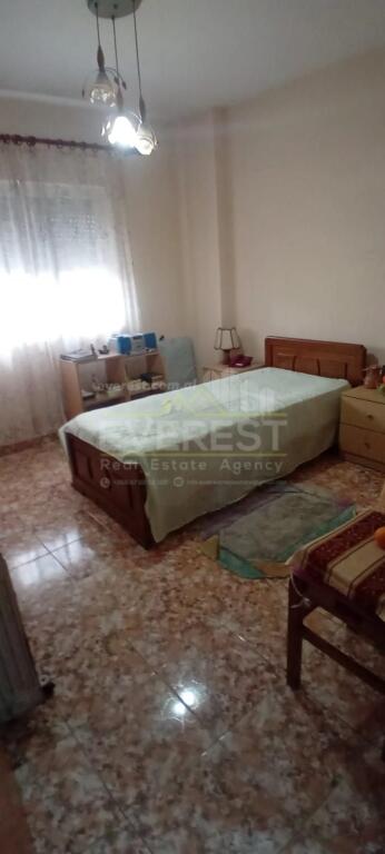 Appartamento 2+1 con ipoteca in vendita a Don Bosko. Prezzo 155.000 Euro