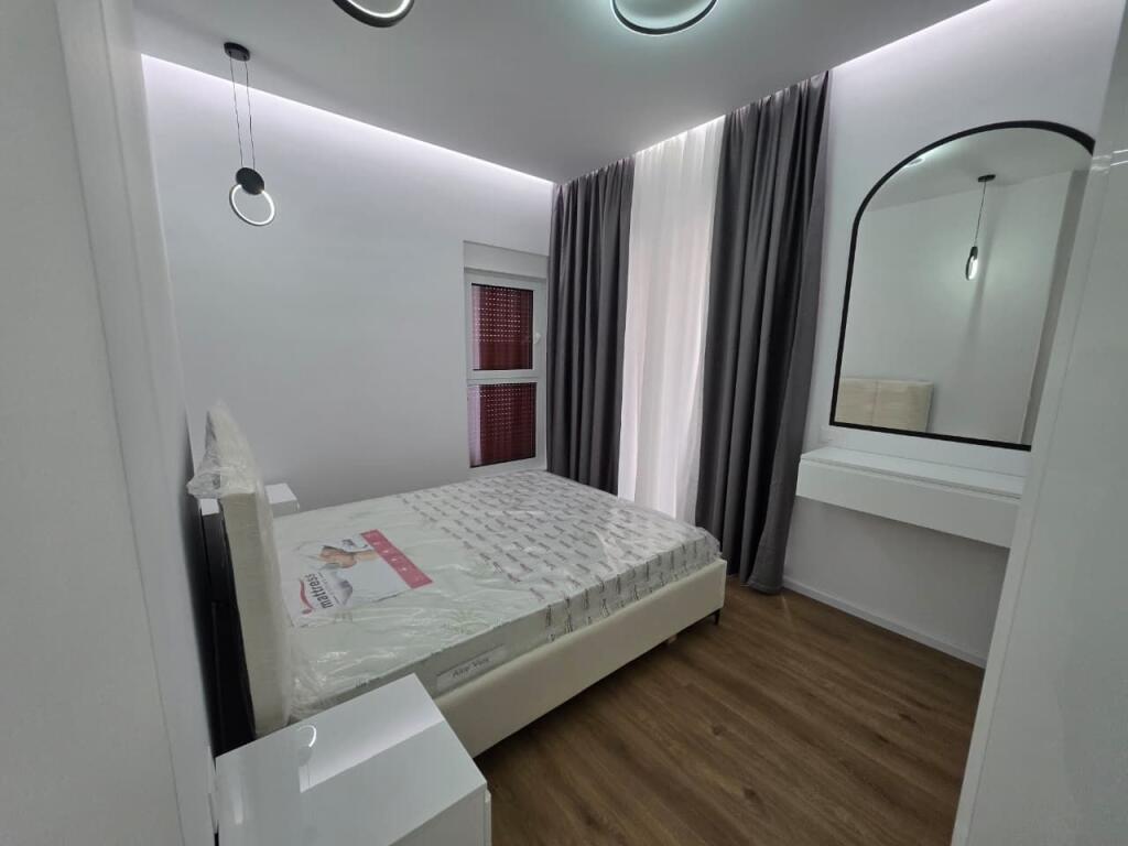 Apartament 2+1+Parking per qira tek Kadiu ne Ali Demi.