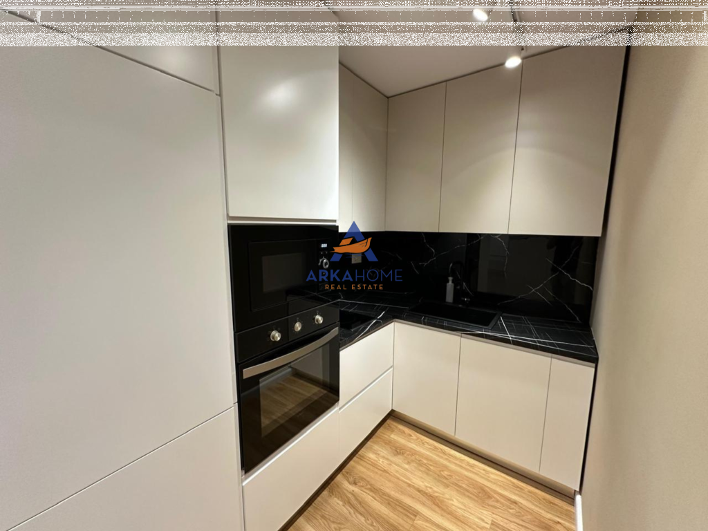AFFITTASI DUPLEX 2+1 "PIAZZA SKENDERE" 110.000 LEKE