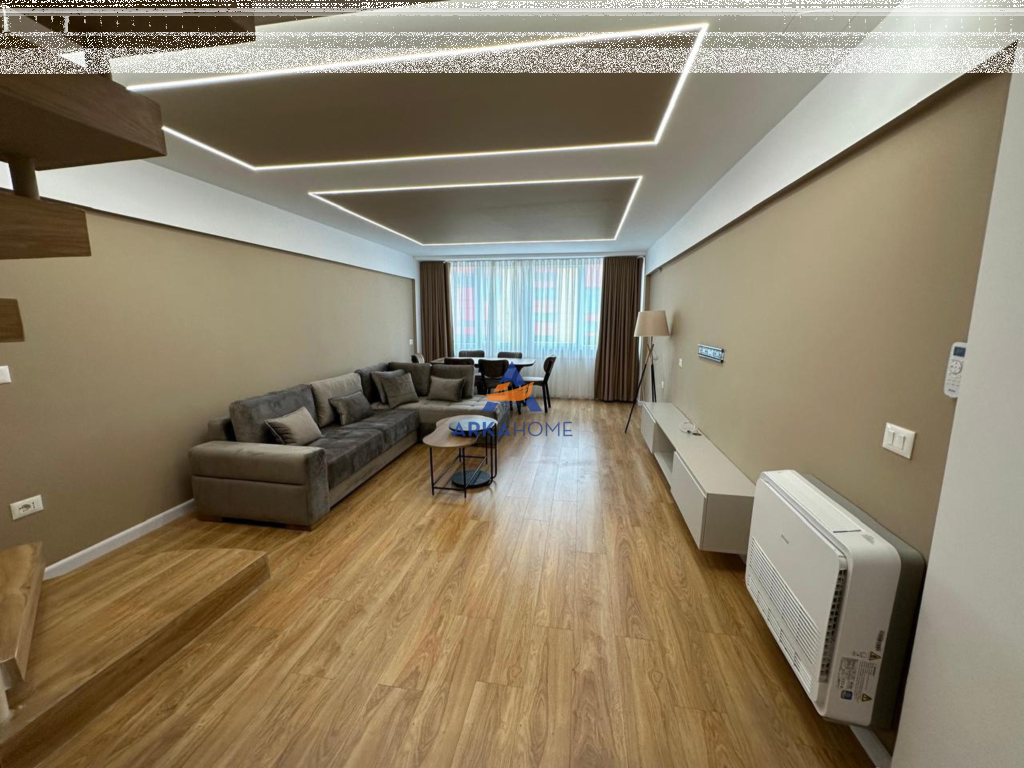 AFFITTASI DUPLEX 2+1 "PIAZZA SKENDERE" 110.000 LEKE