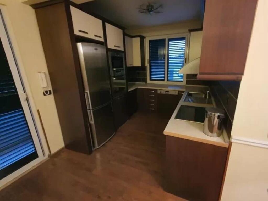 3-storey villa for rent in Selite