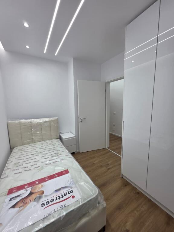 Apartament 2+1+Parking per qira tek Kadiu ne Ali Demi.