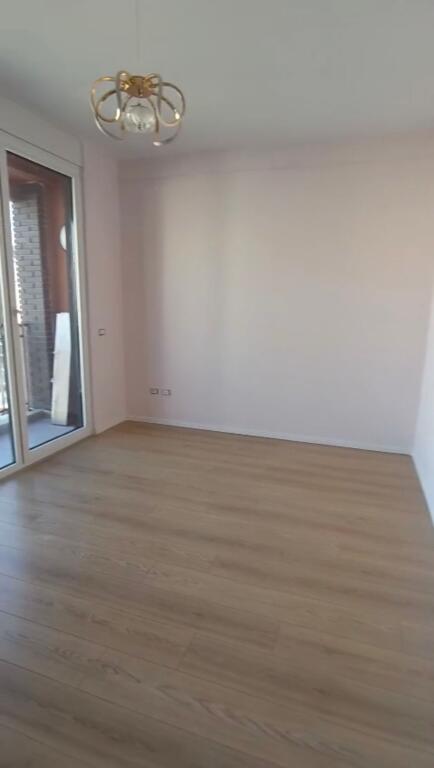 Jepet me qira – Apartament 2+1+2 📍 Ish Fusha e Aviacionit, Tiranë
