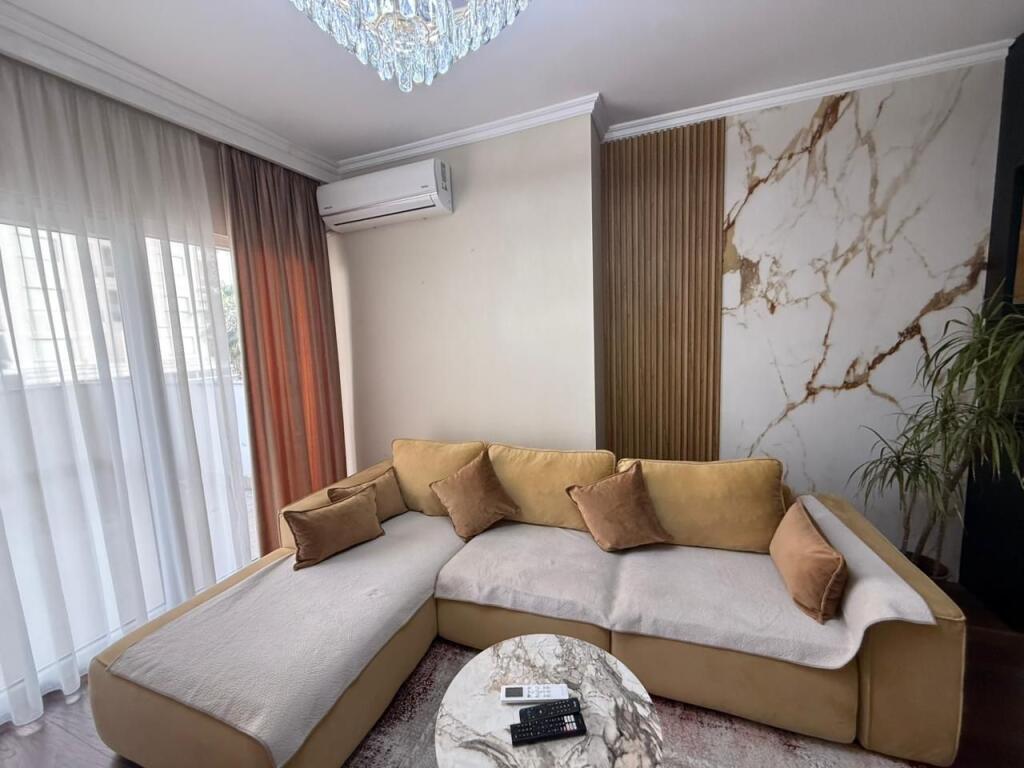 APARTAMENT FOR RENT ,NEAR TO PLAZH , VIVAS HOTEL