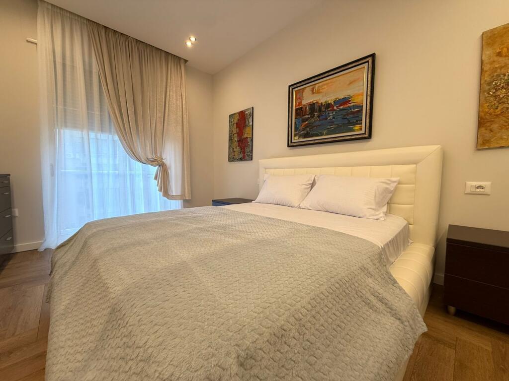 APARTAMENT 2+1 ME QIRA PAZARI I RI