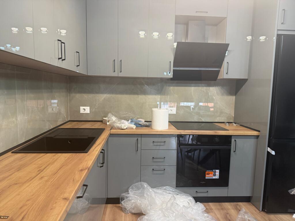 Apartament 2+1+2 ne Kompleksin Delijorgji