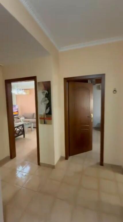 INVESTMENT, Apartment 2+1+2 bathrooms for sale in Zogu i Zi near the Mosaic of Tirana !!