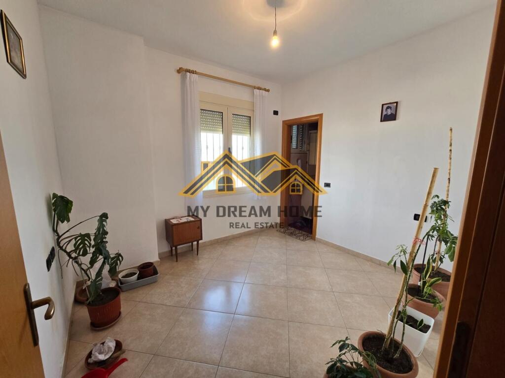 APARTMENT 2+1 FOR SALE IN THE CENTER OF DURRËS NEAR THE COURT!