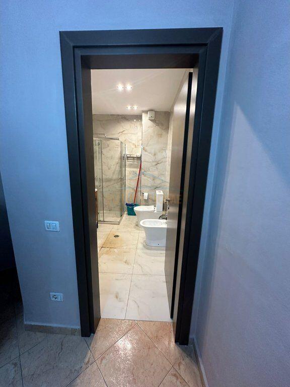 Qera, Apartament 2+1, Unaza e Re, Tirane.