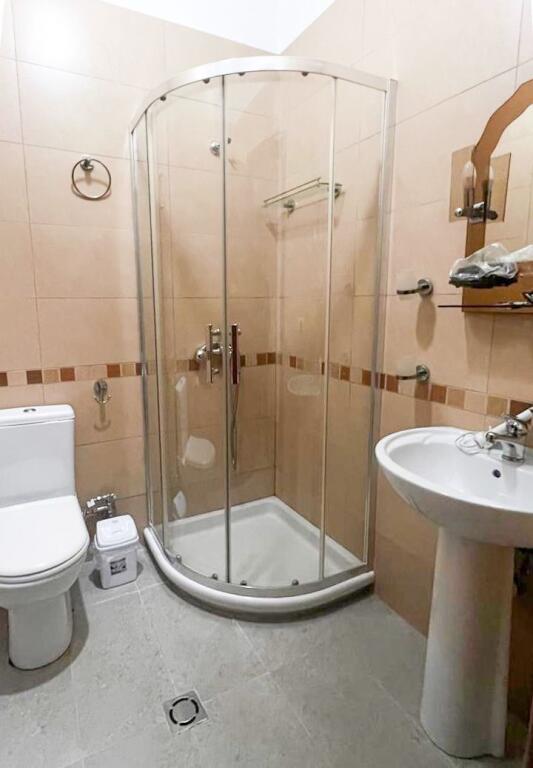 Apartament 2+1+2 per qira, Sheshi Skenderbej