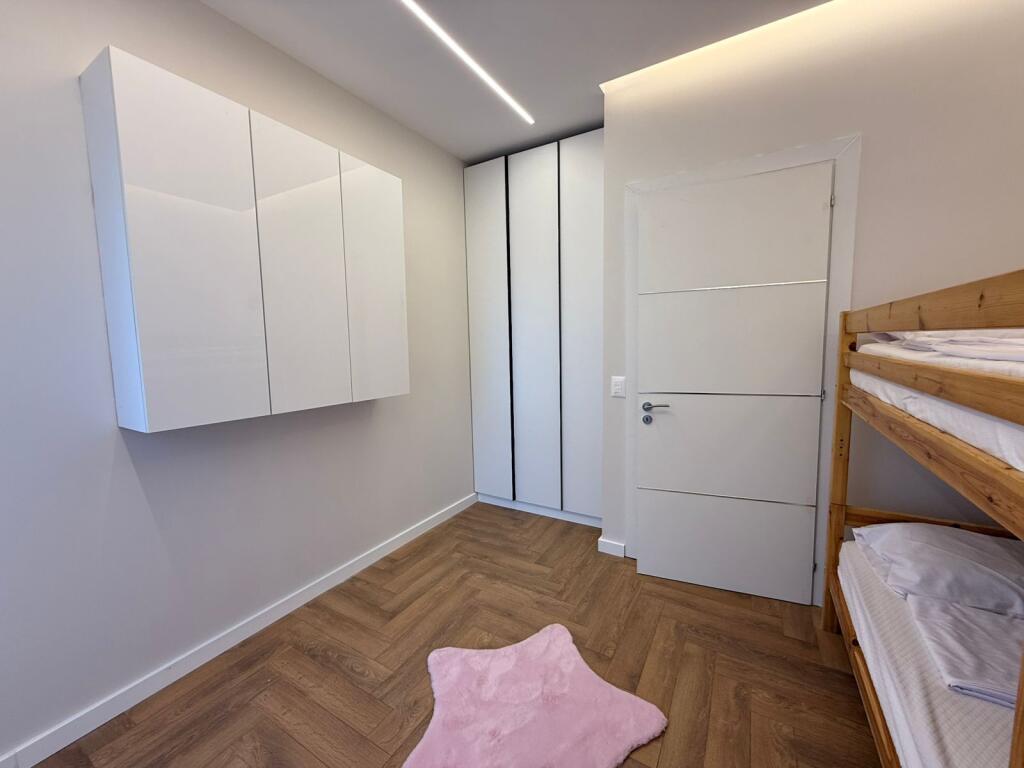 APARTAMENT 2+1 ME QIRA PAZARI I RI